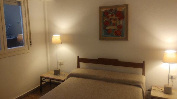 Departamentos a 2 cuadras del mar y de la peatonal - PB 4