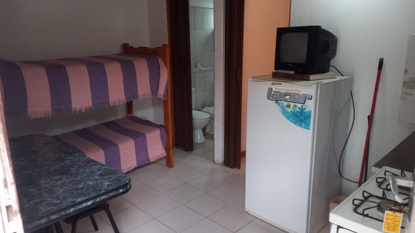 Habitación y dptos 1 y 2 amb con estacionamiento cerca del mar - 4